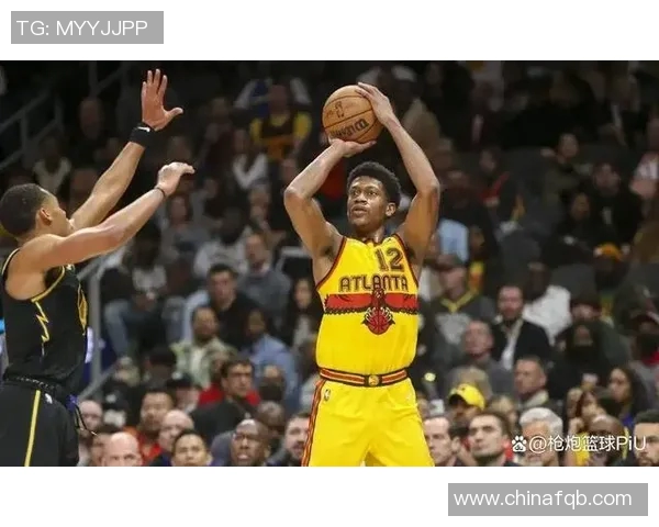 以老鹰进攻体系为核心的战术创新与球队发展战略分析