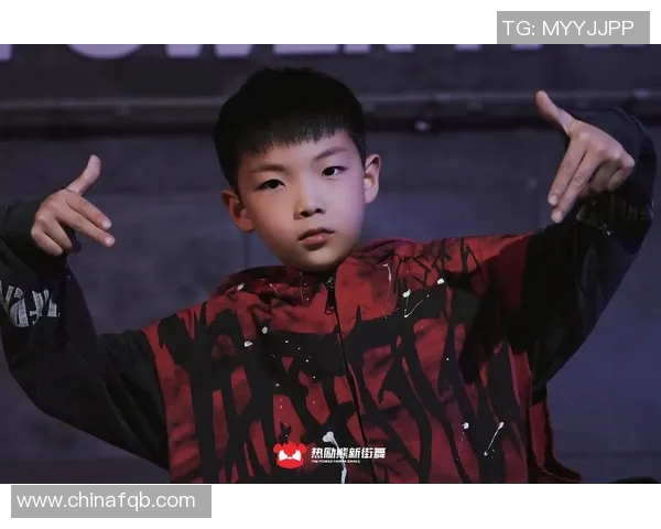 成都街舞团队协作实力大比拼创新高引领街舞新潮流